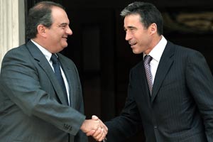 ΝΑΤΟ ΚΑΡΑΜΑΝΛΗΣ