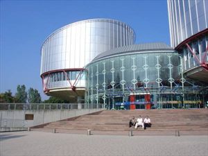 ΔΙΚΑΣΤΗΡΙΟ