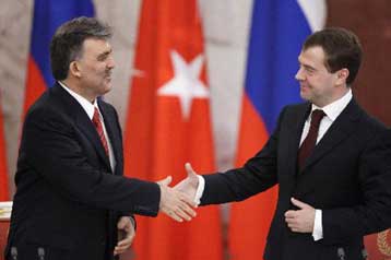 GIOYL-MENTVENTEV GIOYL-MENTVENTEV