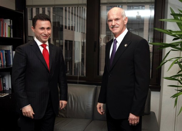 49E8D904F080A1B8D4A4422B95732DE5