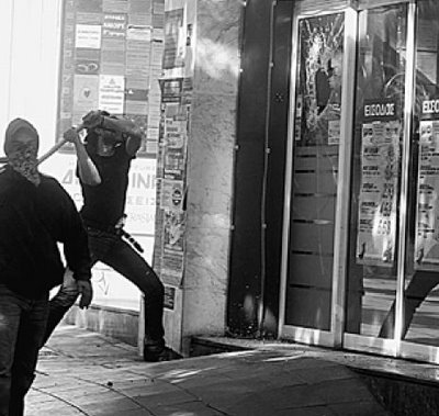 koukouloforoi1rea12b