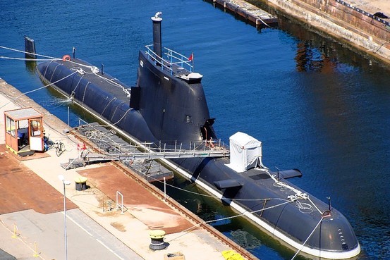 P1-AW172_Sparta_G_20100709190225