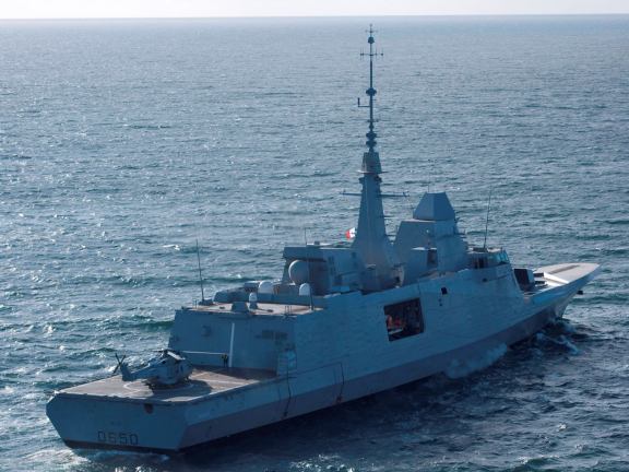 caiman-marine-sur-fremm-aquitaine-dcns