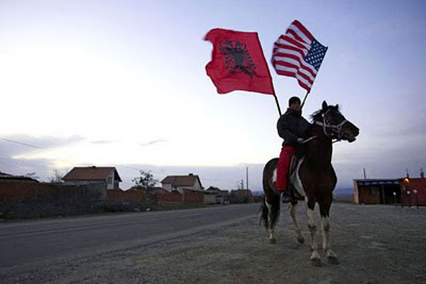 kosovo-usa-horswe