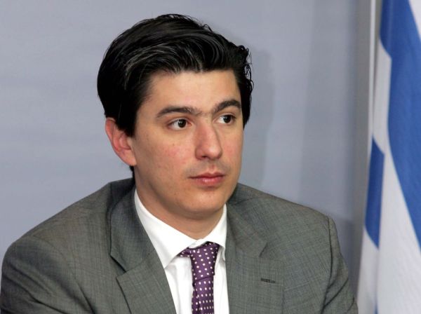 ÄÅËÁÂÅÊÏÕÑÁÓ Ã