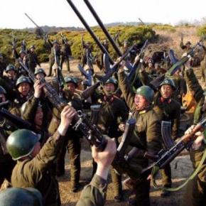ΒΙΝΤΕΟ: Βόρεια Κορέα εναντίον Νότιας Κορέας – Τα&nbsp;οπλοστάσια