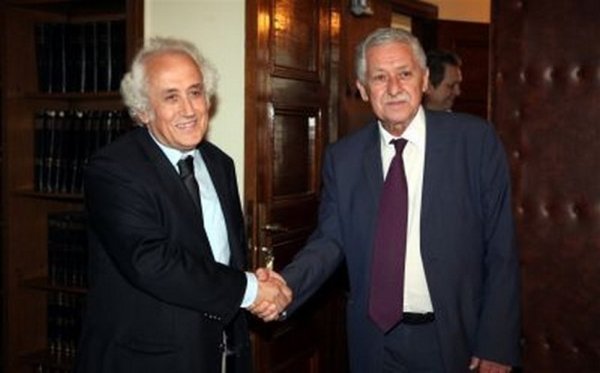 5979B279C1C981C412FF18A9DD0E83DE