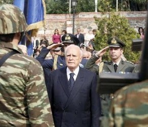 Σε στρατιωτική μονάδα θα κάνει Πάσχα ο Παπούλιας.Στην ακριτική Κόνιτσα ο Πρόεδρος της&nbsp;Δημοκρατίας