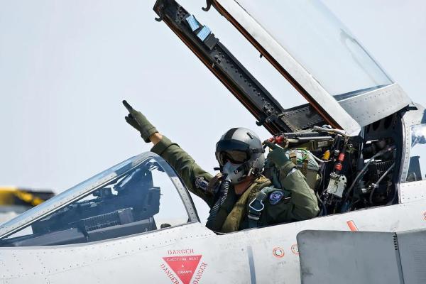 941708_651725978186155_1712010626_n