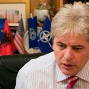 Για την ονομασία της ΠΓΔΜ συζητά στις ΗΠΑ ο αλβανόφωνος ηγέτης Αλί&nbsp;Αχμέτι