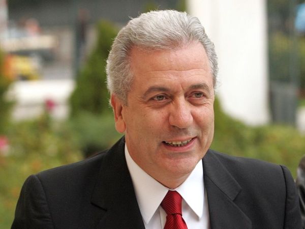 avramopoulos-3-thumb-large