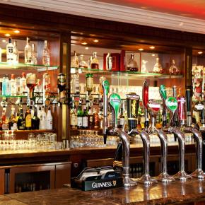 Αυστηρό νόμο «ποτοαπαγόρευσης» ψήφισε η τουρκική&nbsp;Βουλή