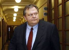 Βολές Βενιζέλου κατά&nbsp;πάντων