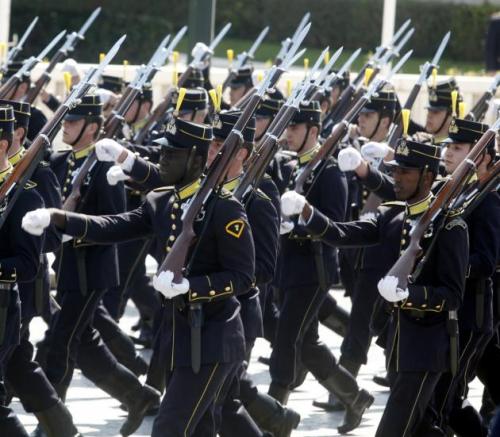 eyelpis_egxromos-630x551