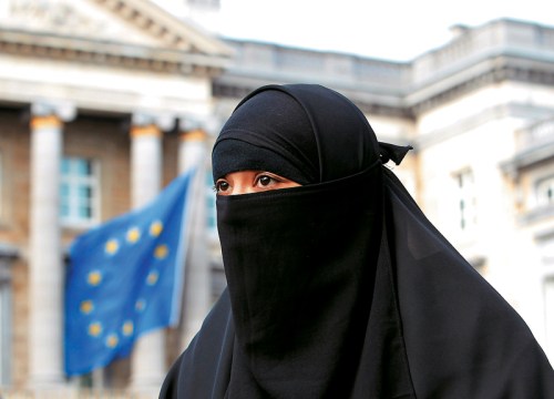 assets_LARGE_t_420_15465537