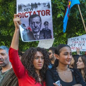 Τουρκία: Αδιέξοδη η συνάντηση των ακτιβιστών με τον αντιπρόεδρο της κυβέρνησης – τρεις οι νεκροί&nbsp;διαδηλωτές