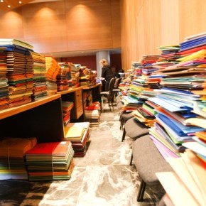 Ανασχηματισμός: 500 φάκελοι και η απόφαση για τη θητεία περιμένουν τον&nbsp;ΥΕΘΑ