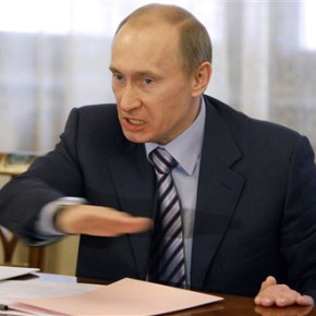 ΕΝΩΠΙΟΝ ΤΟΥ Ν.ΚΑΜΕΡΟΝ Σφοδρή επίθεση Β.Πούτιν κατά ΗΠΑ-ΕΕ για Συρία: «Θα δώσετε όπλα σε&nbsp;ανθρωποφάγους;»