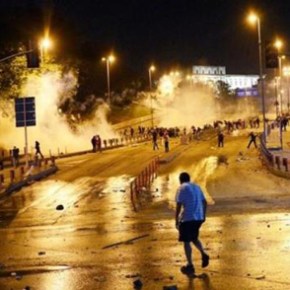 Ανακάλυψαν και ‘Ελληνα «πράκτορα» στις διαδηλώσεις – Αστειότητες&nbsp;Τούρκων