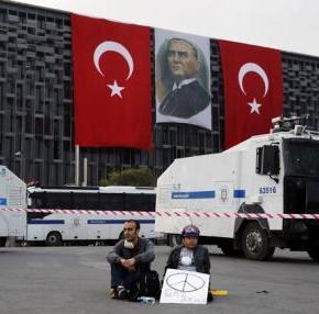 Η αδύναμη τουρκική δημοκρατία: Η πλατεία Ταξίμ και η τραγωδία της&nbsp;ισχύος