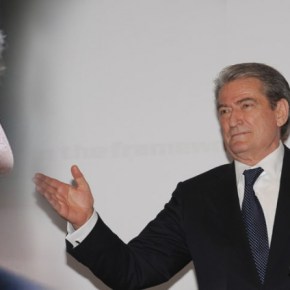 Σοκαριστικό: Αλβανός ταξιτζής χτύπησε τον Μπερίσα στην καρδιά!&nbsp;[ΦΩΤΟΓΡΑΦΙΑ]