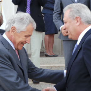 «Η Ελλάδα πρέπει να έχει στρατηγικό ρόλο» – Τι ειπώθηκε στην συνάντηση Αβραμόπουλου&nbsp;Χέϊγκελ