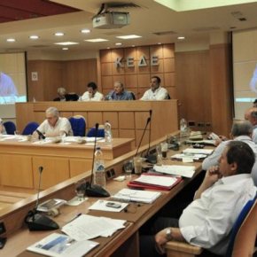 Υπέβαλαν παραιτήσεις 25 δήμαρχοι της Κεντρικής Μακεδονίας.Την κοινή επιστολή κατέθεσε στην ΚΕΔΕ ο δήμαρχος Νεάπολης-Συκεών κ. Σίμος&nbsp;Δανιηλίδης