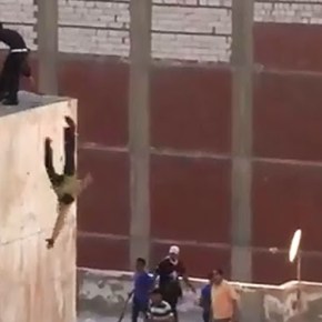 Πετούν στο κενό νεαρούς Αιγύπτιους οι Ισλαμοφασίστες&nbsp;…(video)