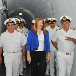 Η Φώφη Γεννηματά στο Κέντρο Επιχειρήσεων του&nbsp;Ναυτικού