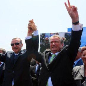 Μπερίσα:Απαρέδεκτο και παράλογο να μπλέκεται η Ελλάδα σε εσωτερικά&nbsp;μας