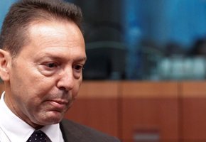 Γ. Στουρνάρας: Δεν έχουμε ανάγκη για χρήματα το προσεχές έτος.Μιλώντας στον Guardian είπε ότι είναι νωρίς ακόμη για γ΄πακέτο&nbsp;βοήθειας