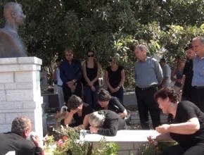 ΕΠΙΜΝΗΜΟΣΥΝΗ ΔΕΗΣΗ ΣΤΟΝ ΒΟΡΕΙΟΗΠΕΙΡΩΤΗ ΠΟΥ ΔΟΛΟΦΟΝΗΣΑΝ ΑΛΒΑΝΟΙ ΕΠΕΙΔΗ ΜΙΛΟΥΣΕ&nbsp;ΕΛΛΗΝΙΚΑ!