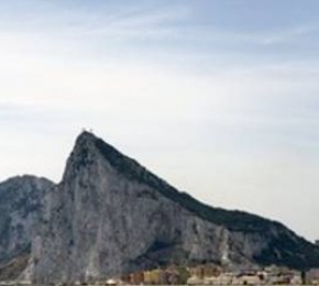 Χτυπάει «κόκκινο» η ένταση μεταξύ Ισπανίας – Βρετανίας για το&nbsp;Γιβραλτάρ