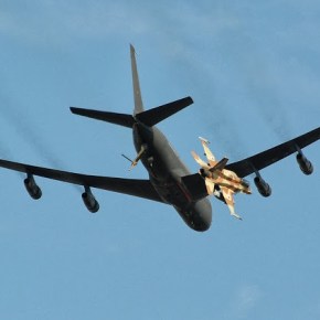 Αποκλειστικό : Δείτε το video ανεφοδιασμού της σημερινής ασκήσεως των Ισραηλινών μαχητικών στούς Ουρανούς της Ελλάδος&nbsp;!