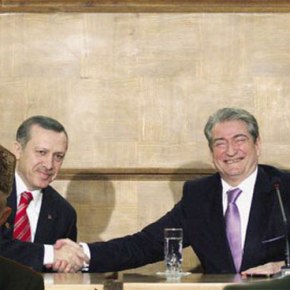 Κατακραυγή για τον δήμαρχο …Περιμένατε κάτι άλλο&nbsp;;