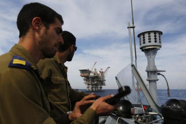 exedra_israelis-630x419