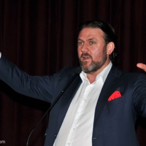 Τουρκία: Ο βλαμμένος σύμβουλος Ερντογάν&nbsp;ξαναχτύπησε!