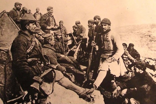 9abae742a9374d5c2cfee072fa802c4b_XL