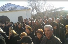 Θρήνος και οδύνη στη κηδεία του Ηλία … Ράγισαν και οι πέτρες στο χωριό του&nbsp;!