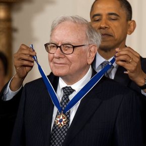 ΤΟ ΠΟΛΙΤΙΚΟ ΣΥΣΤΗΜΑ ΠΑΡΕΔΩΣΕ ΤΗΝ ΧΩΡΑ ΑΜΑΧΗΤΙ Γουόρεν Μπάφετ: «Αν οι Έλληνες τύπωναν δραχμές δε θα είχαν χρέος»&nbsp;(vid)