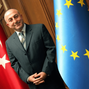 Τουρκικό φλερτ στην Αθήνα εξαιτίας της προεδρίας στην&nbsp;ΕΕ