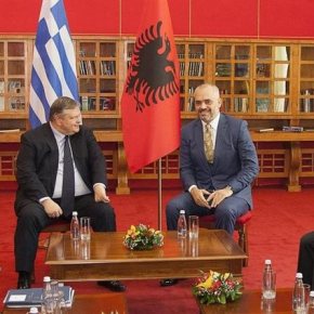 Αθήνα και Τίρανα αναζητούν λύση fast track στα διμερή προβλήματα .Στόχοι η απεμπλοκή θαλάσσιων ζωνών σε Ελλάδα και η ένταξη Αλβανίας στην&nbsp;ΕΕ
