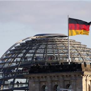 «ΤΟ ΘΕΜΑ ΤΩΝ ΠΟΛΕΜΙΚΩΝ ΑΠΟΖΗΜΙΩΣΕΩΝ ΠΡΟΣ ΤΗΝ ΕΛΛΑΔΑ ΕΧΕΙ ΚΛΕΙΣΕΙ» ΕΠΙΜΕΝΕΙ ΤΟ&nbsp;ΒΕΡΟΛΙΝΟ