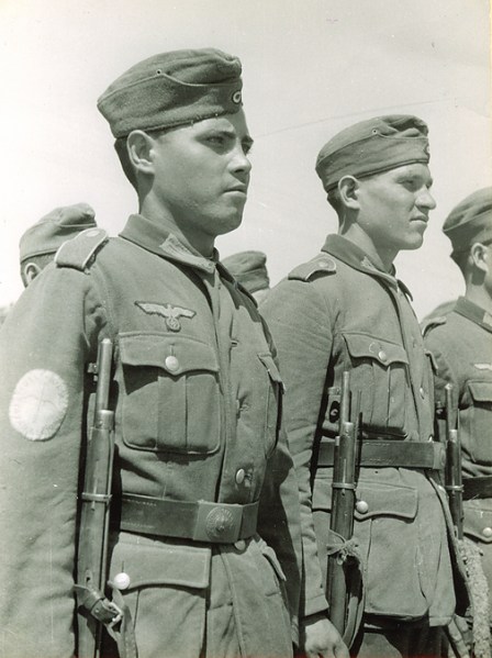 tumblr_my4oy6RfR91r3eyedo1_1280