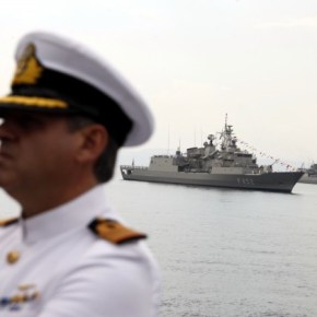 «Είμαι Απόστρατος» – Μαθήματα ετυμολογίας κι όχι μόνο από έναν απόστρατο στο&nbsp;ΓΕΕΘΑ