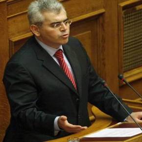 Tριγμοί στην κυβέρνηση – Παραιτήθηκε ο Μάξιμος&nbsp;Χαρακόπουλος