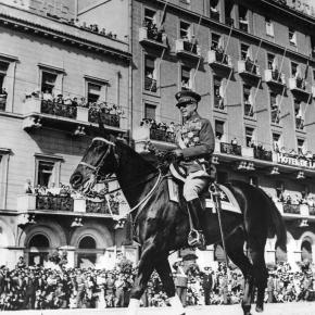 Ενας ασυνήθιστος βασιλιάς στο Πολεμικό&nbsp;Μουσείο