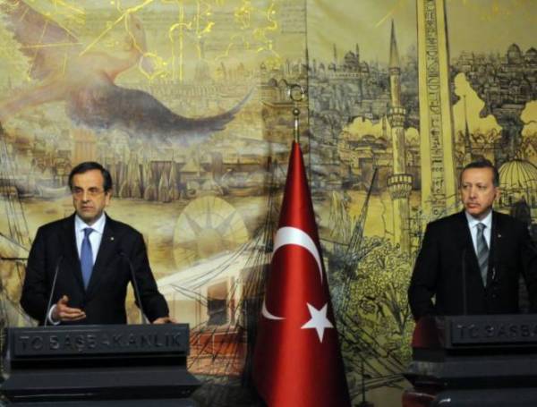 42f288dea65a462f9caa3cdf81913887_XL