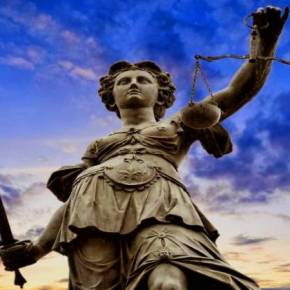 Η Δημοκρατία που πλήγωναν: «Μάχαιραν έδωσαν βίντεο θα&nbsp;λάβουν»