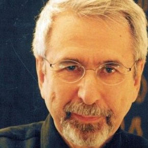 Δεν σέβεται ούτε τη Μεγάλη Εβδομάδα ο Δήμου και προκαλεί ξανά: «Το ειδωλολατρικό σύμβολο του δήθεν Αγίου&nbsp;Φωτός…»